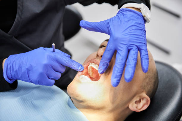 Best Urgent Tooth Repair  in Robstown, TX